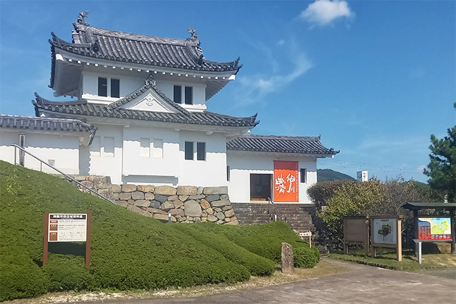 舞鶴城田辺城資料館の外観